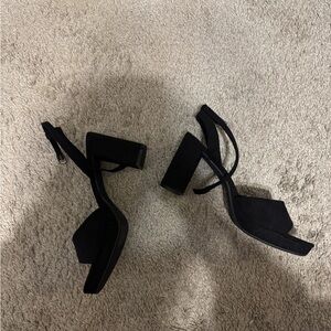 Elegant Black Women's